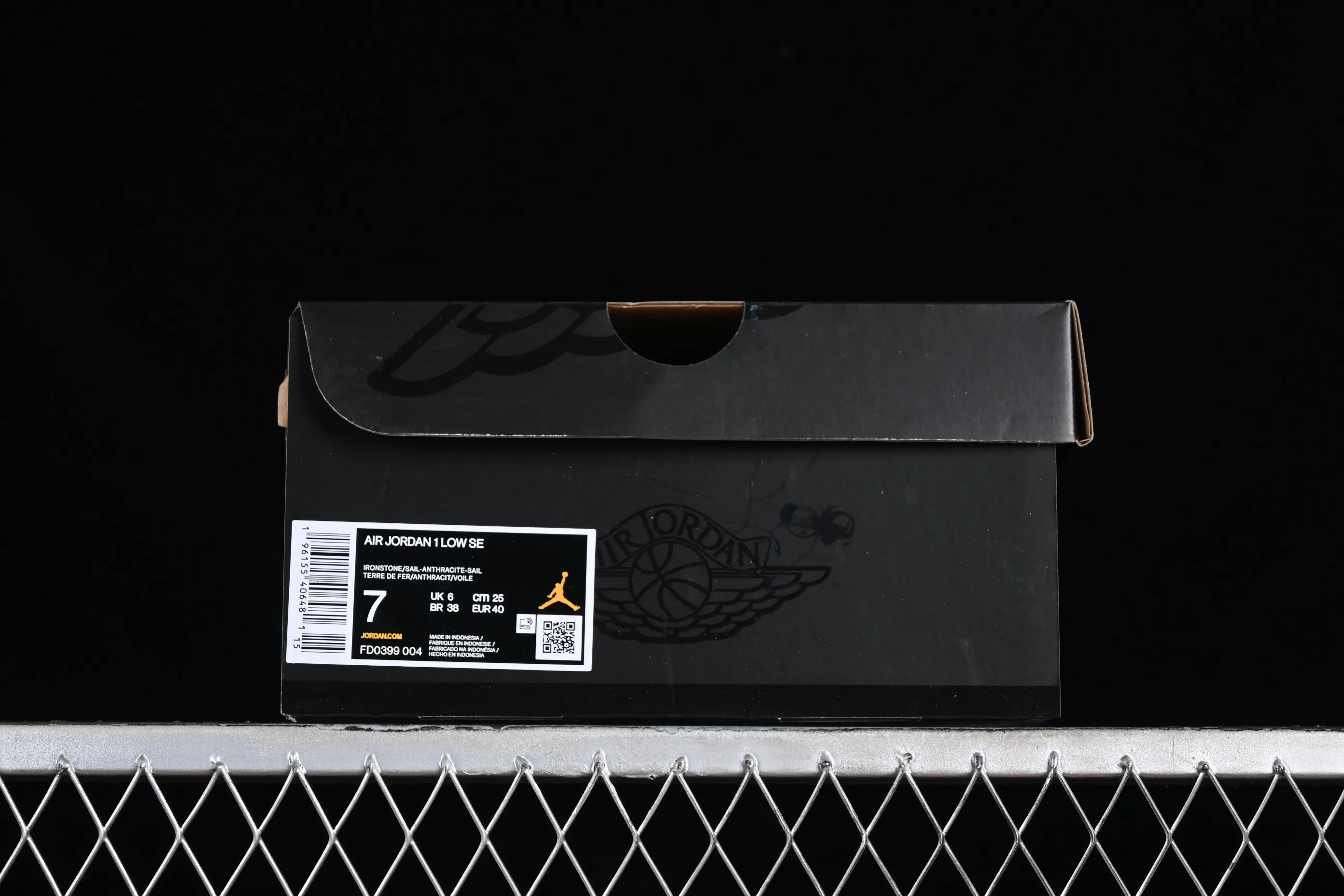 All categories Air Jordan Jordan series basketball shoes Air Jordan 1 Low G version pure original Air Jordan 1 Low "Snkrs Day" AJ1 Joe 1 Magpie gray toe low-top cultural casual sneakers FD0399-004